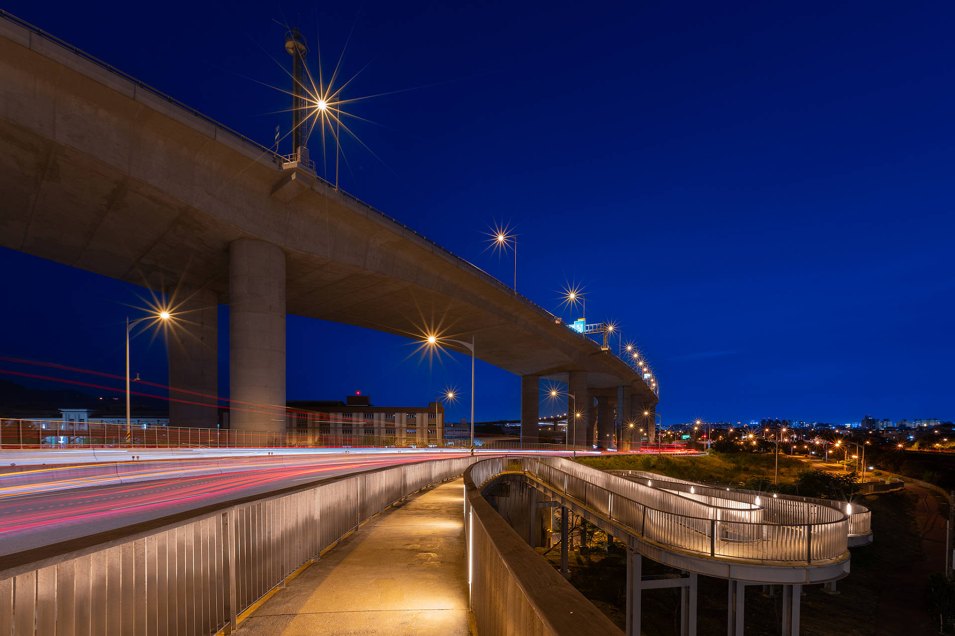豐原弦月型斜張橋
